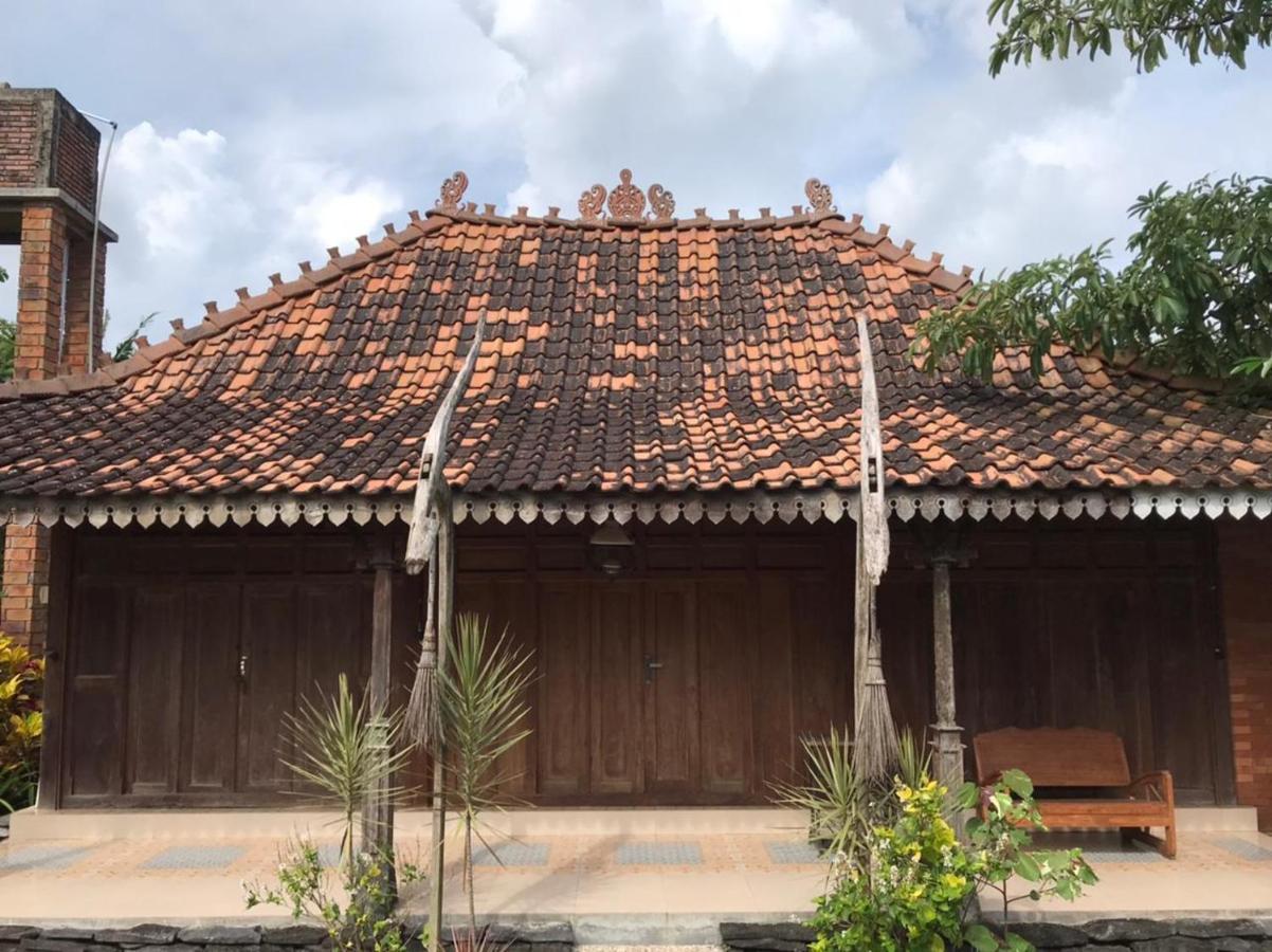 Legiyem Homestay Джок'якарта Екстер'єр фото