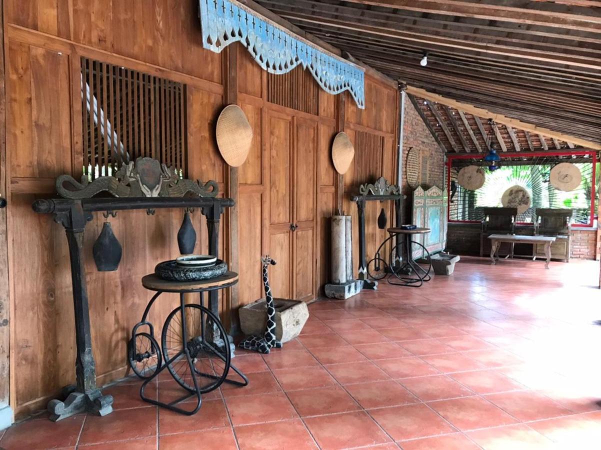 Legiyem Homestay Джок'якарта Екстер'єр фото
