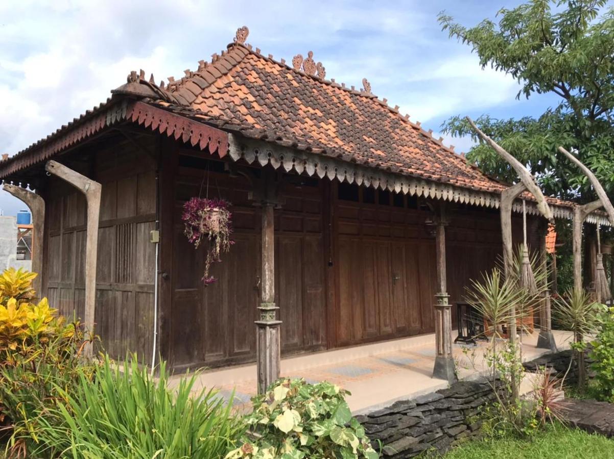 Legiyem Homestay Джок'якарта Екстер'єр фото